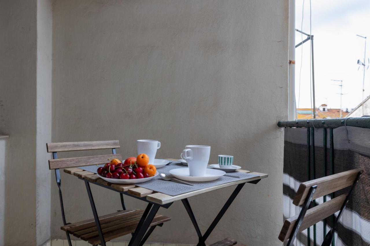 Yellowsunny Apartment With Two Balconies Pisa Exterior foto